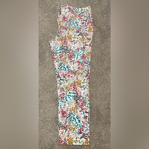 New York & Company Floral Print Crops